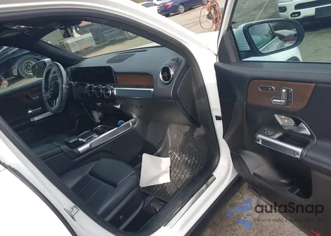 2020 Mercedes-Benz Glb 250 4Matic z USA, uszkodzony, nr VIN W1N4M4HB9LW028747